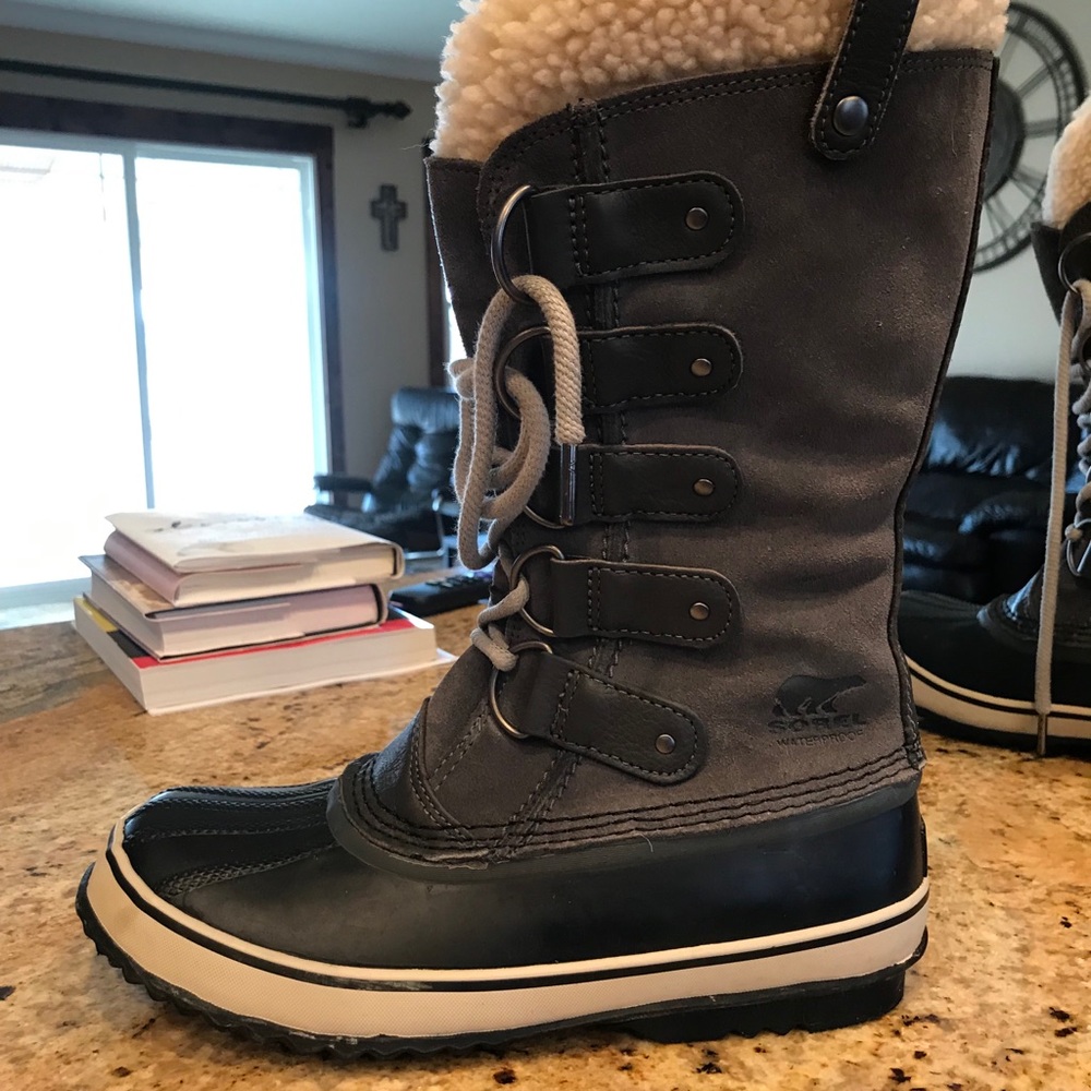 Sorel Joan of Arctic boots